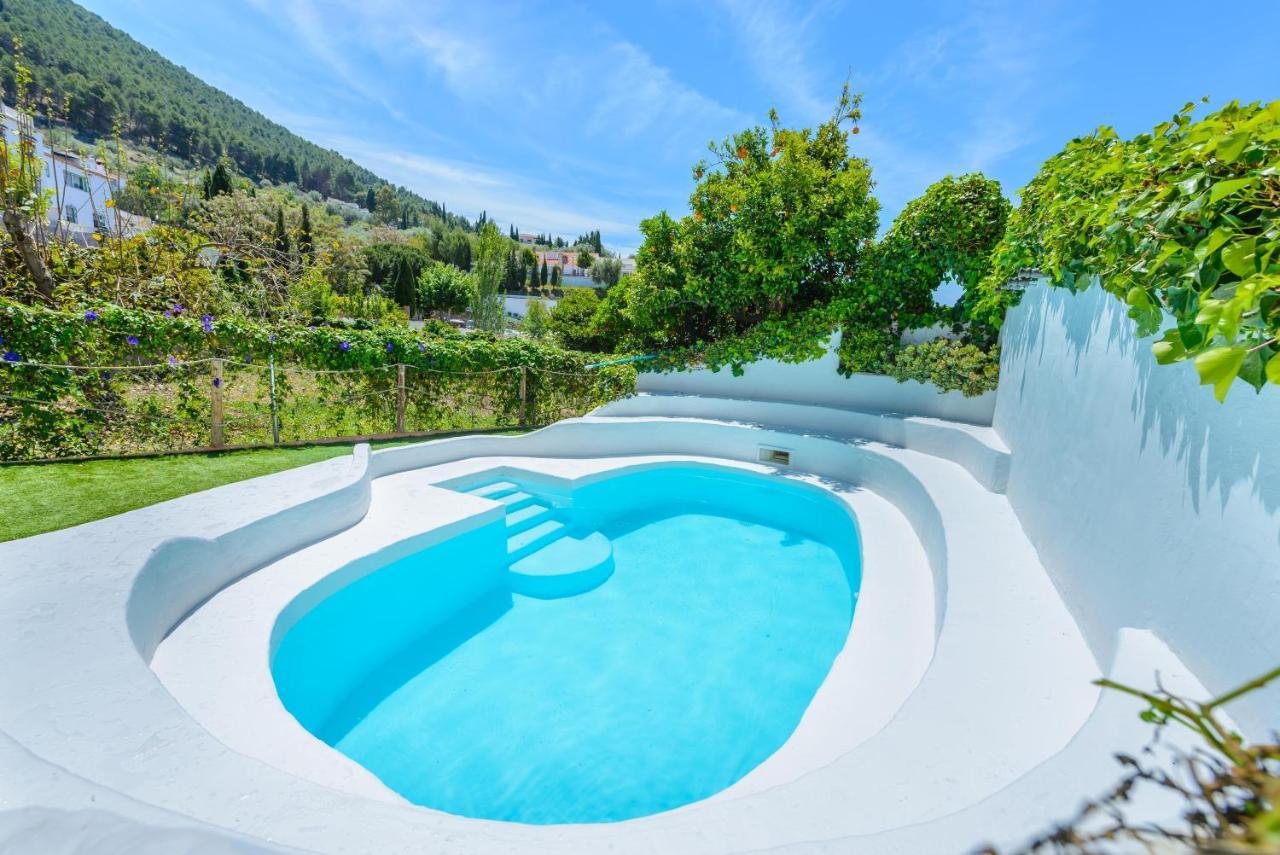 Holiday Home El Pilarillo Piscina Compartida Alcaucín Exterior foto